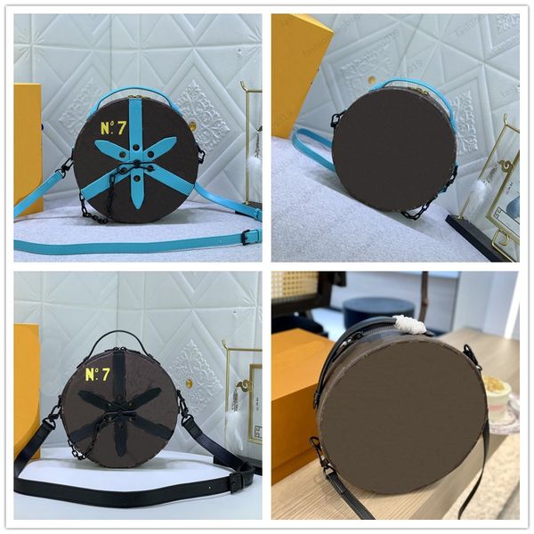 wheel box bags hatbox trunk chauffeur m59706 man women round cake tire purse steamer chain monograms shoulder cross body handbags n.7 2022 s
wheel box bags hatbox trunk chauffeur m59706 man women round cake tire purse steamer chain monograms shoulder cross body handbags n.7 2022 s