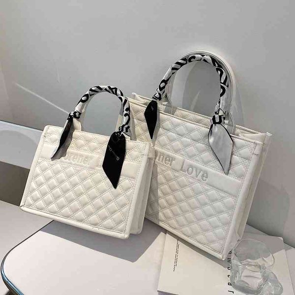 orange portable large capacity women's new 2022 red fashion women fashion trend dinner bag factory outlet
orange portable large capacity women's new 2022 red fashion women fashion trend dinner bag factory outlet