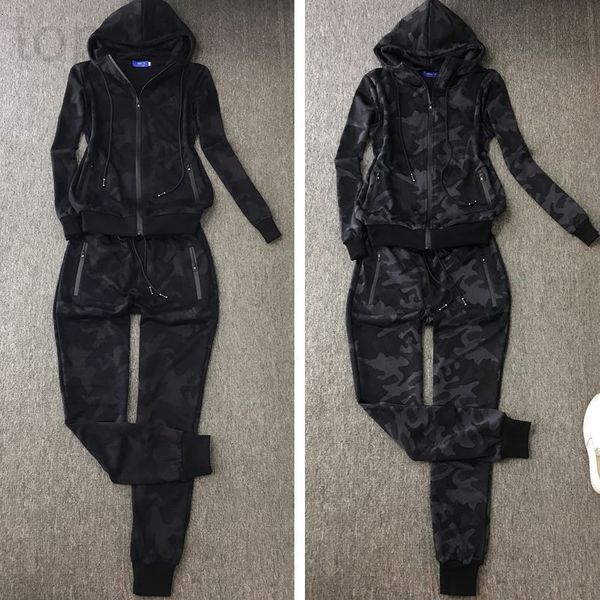 men's tracksuits designer korean cotton leisure sports women's autumn three flower four leaf clover coat large two-piece, Gray
men's tracksuits designer korean cotton leisure sports women's autumn three flower four leaf clover coat large two-piece, Gray