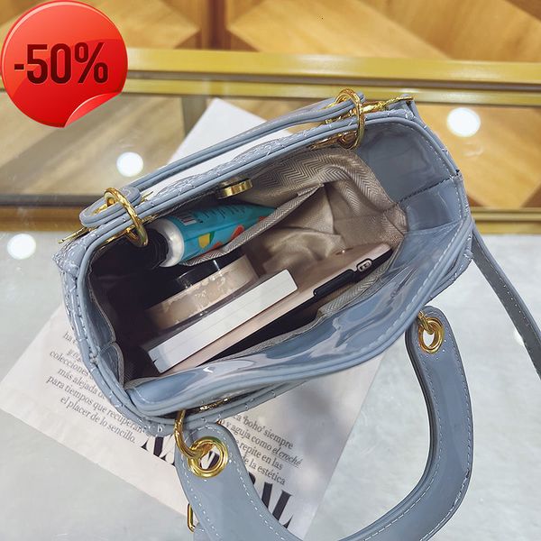 designer bag light high texture diana female new korean fashion lingge single shoulder cross bagtote bags purses ladies handbags factory who
designer bag light high texture diana female new korean fashion lingge single shoulder cross bagtote bags purses ladies handbags factory who