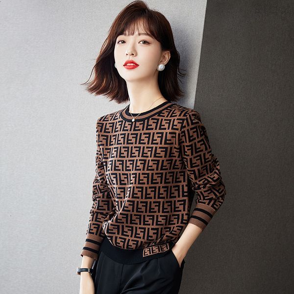 designer new autumn and winter long sleeve loose round neck bottomed sweater pullover letter women's age reducing 2022, White
designer new autumn and winter long sleeve loose round neck bottomed sweater pullover letter women's age reducing 2022, White
