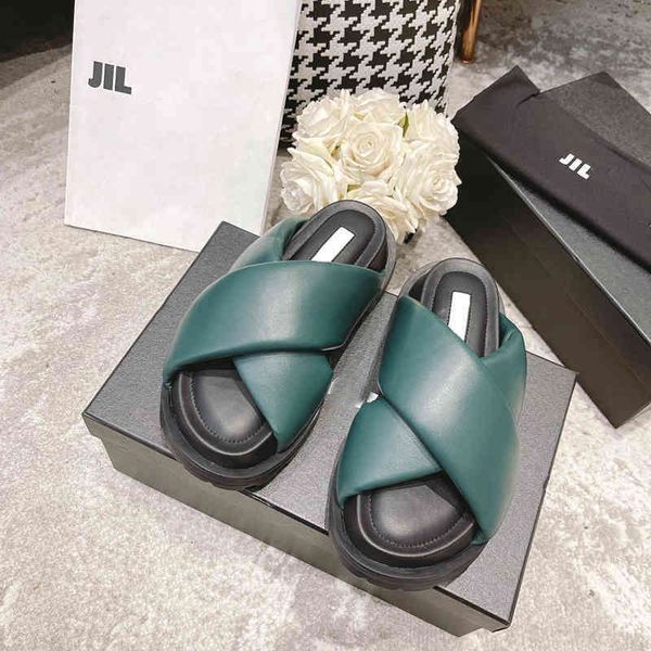 woman sandals new design transparent roman style sandals heel shoes summer sandal black flip flops for women slippers strand fenty slides bu
woman sandals new design transparent roman style sandals heel shoes summer sandal black flip flops for women slippers strand fenty slides bu