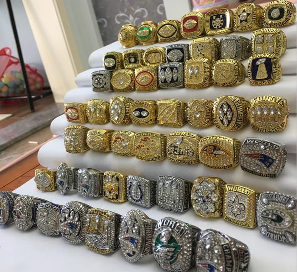 53pcs 1966 to 2018 american football team champions championship ring set souvenir men fan souvenir gift wholesale 2021, Golden;silver
53pcs 1966 to 2018 american football team champions championship ring set souvenir men fan souvenir gift wholesale 2021, Golden;silver