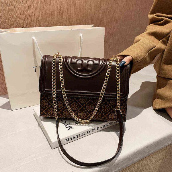 factory outle wholesale french minority fashion women's 2022 new trend versatile small square bag simple texture single shoulder
factory outle wholesale french minority fashion women's 2022 new trend versatile small square bag simple texture single shoulder