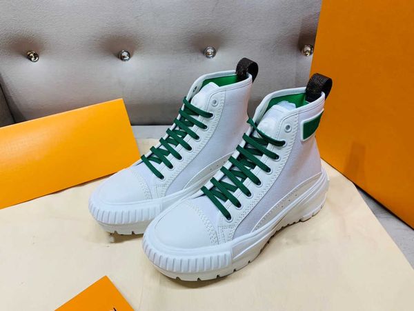 casual shoes squad casual shoes high sneakers luxury circle good with box size 35-41, Black
casual shoes squad casual shoes high sneakers luxury circle good with box size 35-41, Black