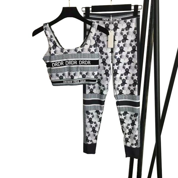 women's two piece pants tracksuits yoga suits 2022 designer print long sleeves short jacket waist slim leggings sport suit, Gray
women's two piece pants tracksuits yoga suits 2022 designer print long sleeves short jacket waist slim leggings sport suit, Gray