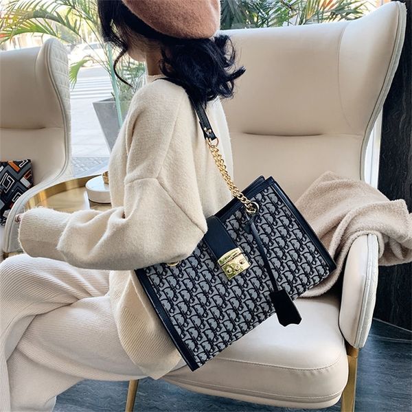 ins large capacity women's messenger versatile retro chain online red version super in summer 65% off wholesale shop
ins large capacity women's messenger versatile retro chain online red version super in summer 65% off wholesale shop