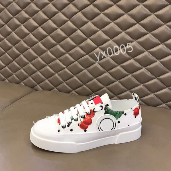 classic graphic men women flat casual shoes solid color black leather sneakers soft and comfortable lace-up round toe shoes edj211205
classic graphic men women flat casual shoes solid color black leather sneakers soft and comfortable lace-up round toe shoes edj211205