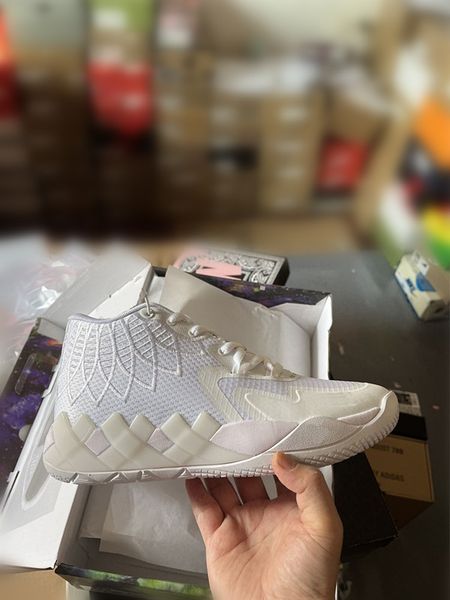 mb.01 men basketball shoes triple white for sale rick and morty buzz city black blast queen citys rock ridge red not from here sport sneaker
mb.01 men basketball shoes triple white for sale rick and morty buzz city black blast queen citys rock ridge red not from here sport sneaker