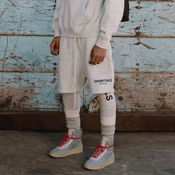 men's fashion trend new personality casual brand shorts wholesale high street drawstring loose feel of, White;black
men's fashion trend new personality casual brand shorts wholesale high street drawstring loose feel of, White;black