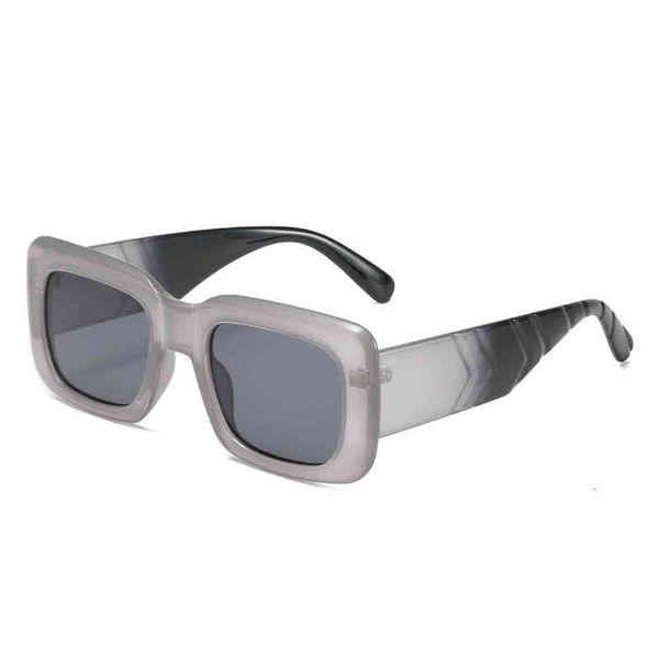 new fancy fashion men's and women's fashion street shooting sunglasses personality cool optical glass x3w0, White;black
new fancy fashion men's and women's fashion street shooting sunglasses personality cool optical glass x3w0, White;black