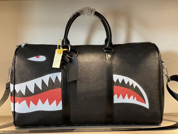 stripe louies svuies ttones joint model handbag fashion travel bag luggage oblique back bags for both men and women
stripe louies svuies ttones joint model handbag fashion travel bag luggage oblique back bags for both men and women