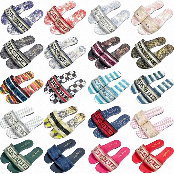 embroidery slipper woman mens sandal slide shoe boot b23 designer non slip slider red black white slides multicolor man women d3 casual shoe
embroidery slipper woman mens sandal slide shoe boot b23 designer non slip slider red black white slides multicolor man women d3 casual shoe