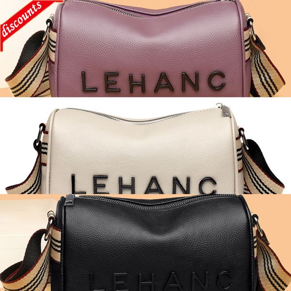 2022 new street women's fashionable letter small single quality shoulder messenger bag lady handbags
2022 new street women's fashionable letter small single quality shoulder messenger bag lady handbags