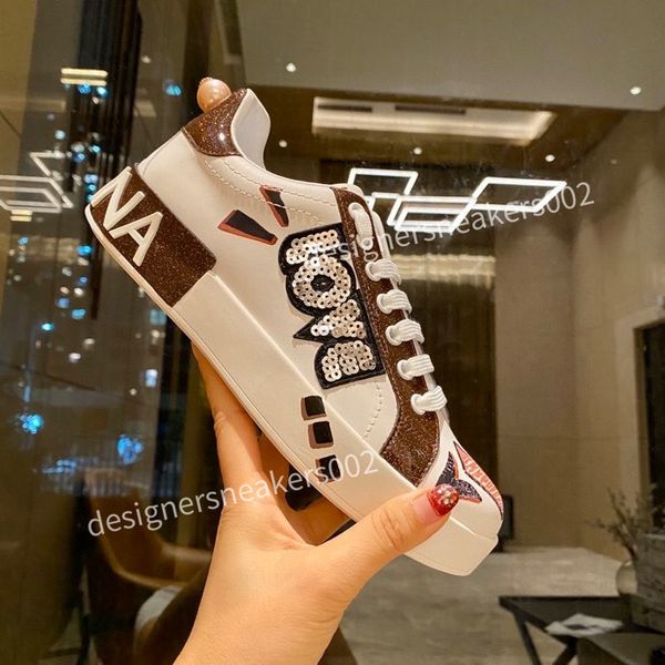 2022 men women luxurys designers shoes white printed calf leather casual shoe trainers pink blue runner cx201011, Black
2022 men women luxurys designers shoes white printed calf leather casual shoe trainers pink blue runner cx201011, Black
