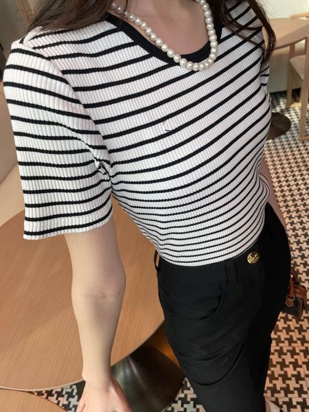women's t-shirt designer 2021 spring and summer new striped short sleeved knitted t-shirt vest slim fitting embroidery letters simple g, White
women's t-shirt designer 2021 spring and summer new striped short sleeved knitted t-shirt vest slim fitting embroidery letters simple g, White