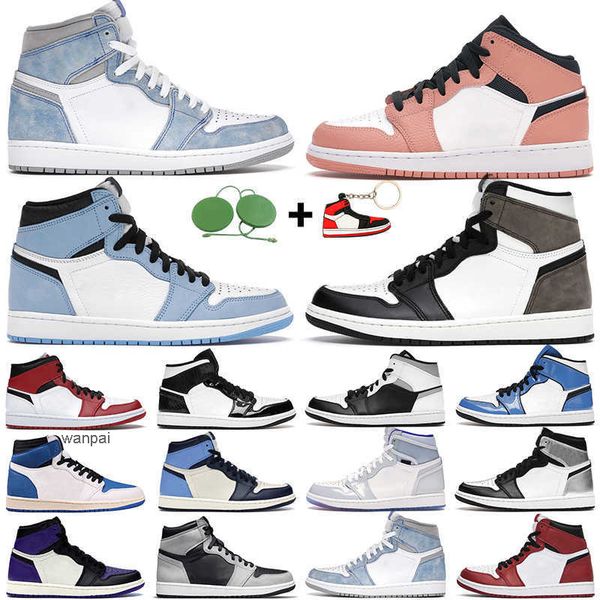 men women basketball shoes 1s high og 1 electro orange shadow 2.0 hyper royal chicago military blue deep navys mens trainers sports sneakers
men women basketball shoes 1s high og 1 electro orange shadow 2.0 hyper royal chicago military blue deep navys mens trainers sports sneakers
