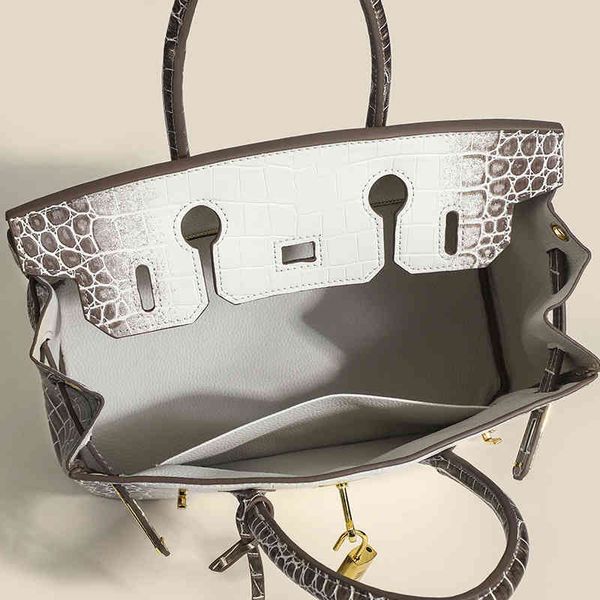 luxury women birkinss handbags capacity sense large fan high messenger crocodile pattern women's bag 2022 fashion
luxury women birkinss handbags capacity sense large fan high messenger crocodile pattern women's bag 2022 fashion