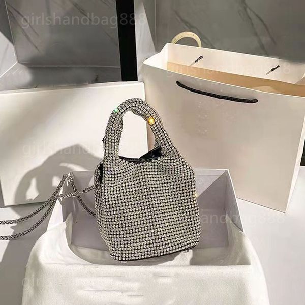 cosmetic diamond handbag travel chain crossbody bag designer tote hasp zipper solid paillette beads
cosmetic diamond handbag travel chain crossbody bag designer tote hasp zipper solid paillette beads