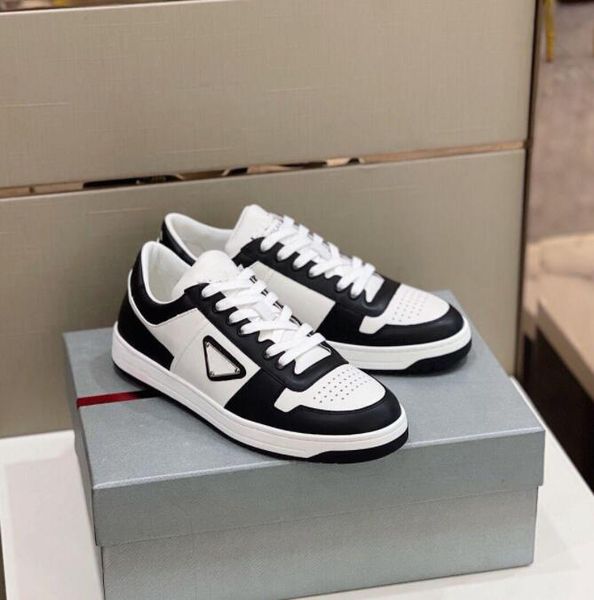 men's famous designer luxury casual shoes district leather sneakers triangle comfortable breathable low-cut flat shoes trend 38-44, Black
men's famous designer luxury casual shoes district leather sneakers triangle comfortable breathable low-cut flat shoes trend 38-44, Black
