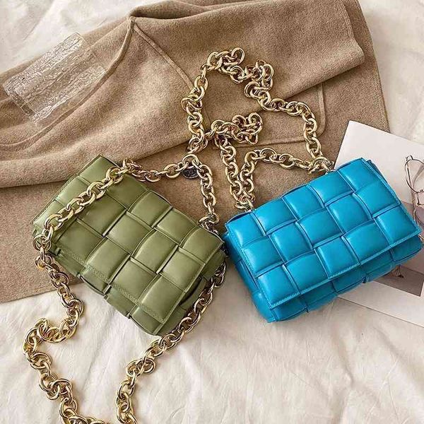original edition luxury handbags crossbody bottegass designer venetas's net 2022 red fashion woven bag thick chain single shoulder mess
original edition luxury handbags crossbody bottegass designer venetas's net 2022 red fashion woven bag thick chain single shoulder mess