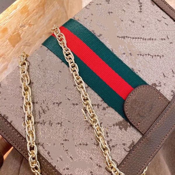 ladies fashion designer 2023 new chain all-match casual high-end one-shoulder messenger bag clip
ladies fashion designer 2023 new chain all-match casual high-end one-shoulder messenger bag clip
