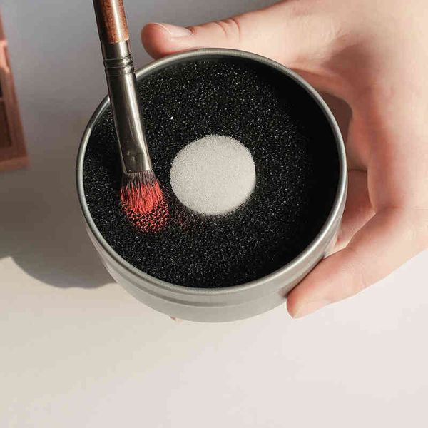 ovw makeup brush dry cleaner box double use eye shadow es color remover sponge washing scrubber clean kit 0311
ovw makeup brush dry cleaner box double use eye shadow es color remover sponge washing scrubber clean kit 0311