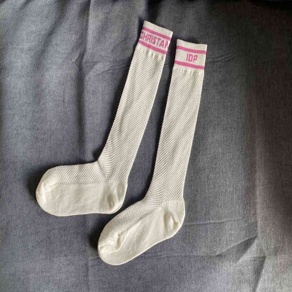 womens classic fashion hosierys letter love brand spring summer calf socks mercerized hosiery mesh hollow women ins designers tube sock p25q, Black;white
womens classic fashion hosierys letter love brand spring summer calf socks mercerized hosiery mesh hollow women ins designers tube sock p25q, Black;white