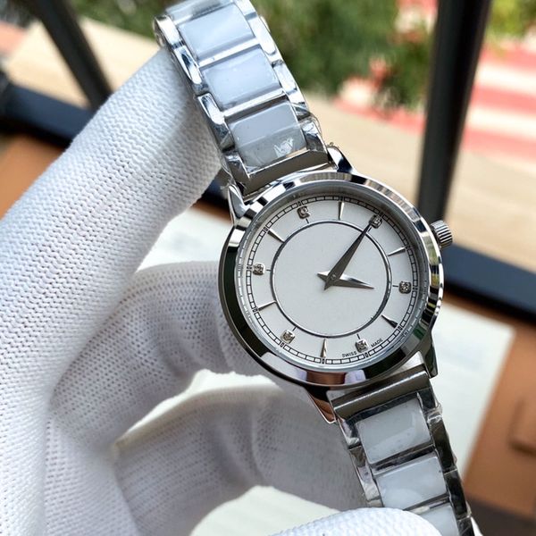 fashion quartz women's watch 28mm 316l stainless steel case leather band mineral super mirror simple style luxury watches montre homme, Slivery;golden
fashion quartz women's watch 28mm 316l stainless steel case leather band mineral super mirror simple style luxury watches montre homme, Slivery;golden