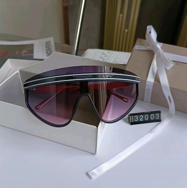fashion classic design luxury sunglasses men ladies sunglasses polaroid lens 32003 with case, White;black
fashion classic design luxury sunglasses men ladies sunglasses polaroid lens 32003 with case, White;black