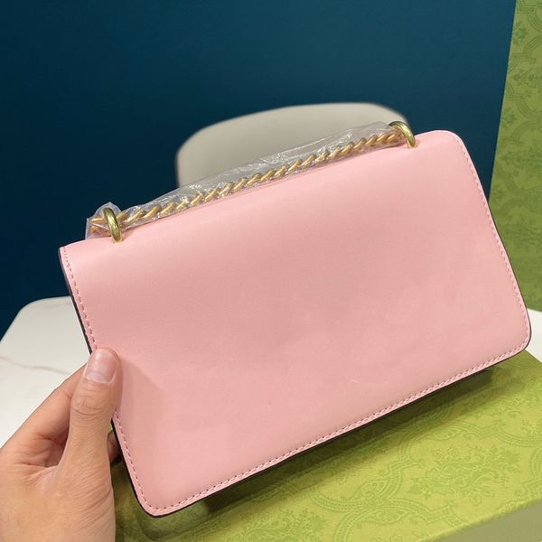 classic new one shoulder square bag high-end retro simple atmosphere large capacity designer luxury fashion multiple colors available
classic new one shoulder square bag high-end retro simple atmosphere large capacity designer luxury fashion multiple colors available