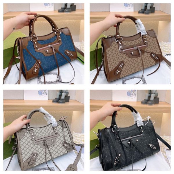 rivet tote handbag canvas shoulder bag splicing crossbody bags two tone design letter patchwork belt strap large capacity zipper hardware si
rivet tote handbag canvas shoulder bag splicing crossbody bags two tone design letter patchwork belt strap large capacity zipper hardware si