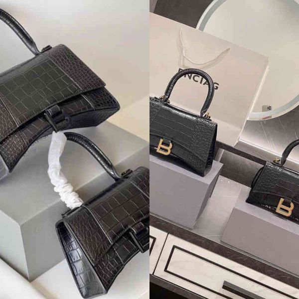 bbalencaigass designer luxury handbags family premium 2022 b letter hand-held single shoulder crocodile hourglass women's bag leather u
bbalencaigass designer luxury handbags family premium 2022 b letter hand-held single shoulder crocodile hourglass women's bag leather u
