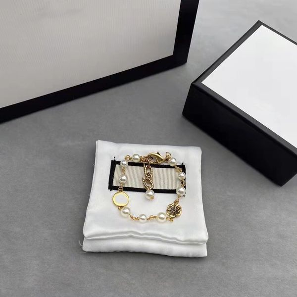 double g pearl bracelet new lovely floret retro bracelet fashion street snap high quality, Golden;silver
double g pearl bracelet new lovely floret retro bracelet fashion street snap high quality, Golden;silver