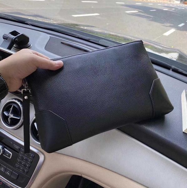 men's business casual clutch bag with detachable handle with gold hardware underarm bag
men's business casual clutch bag with detachable handle with gold hardware underarm bag