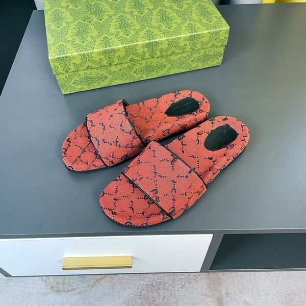 19ss luxury brand men's flip flops genuine leather luxury slippers beach casual sandals summer for men fashion shoes new big size 46, Black
19ss luxury brand men's flip flops genuine leather luxury slippers beach casual sandals summer for men fashion shoes new big size 46, Black
