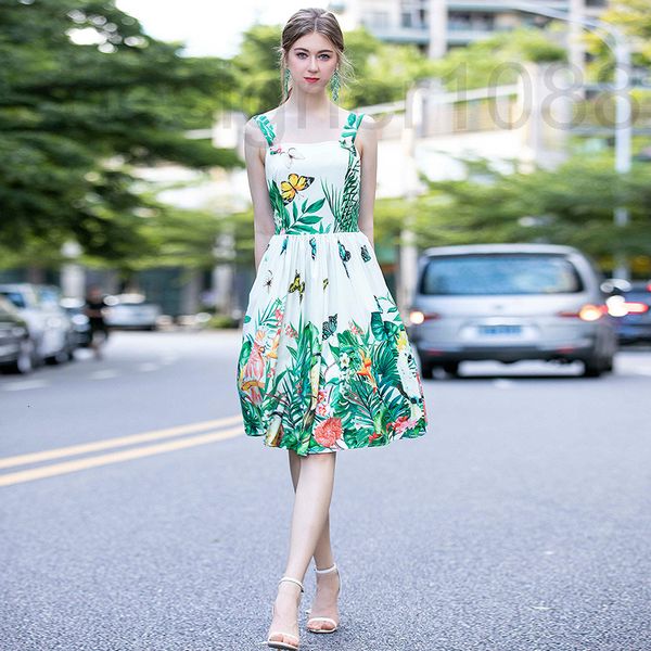casual dresses designer catwalk spring and summer new women's clothing landscape printing temperament shows thin waist suspender sleeve, Black;gray
casual dresses designer catwalk spring and summer new women's clothing landscape printing temperament shows thin waist suspender sleeve, Black;gray