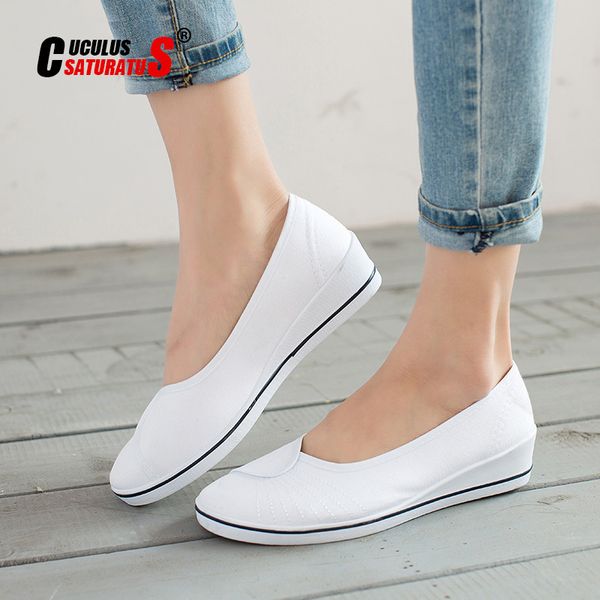 cuculus female canvas shoes fashion women loafer sneakers walking shoes breathable casual ladies flats footwear 804 220511, Black;white
cuculus female canvas shoes fashion women loafer sneakers walking shoes breathable casual ladies flats footwear 804 220511, Black;white