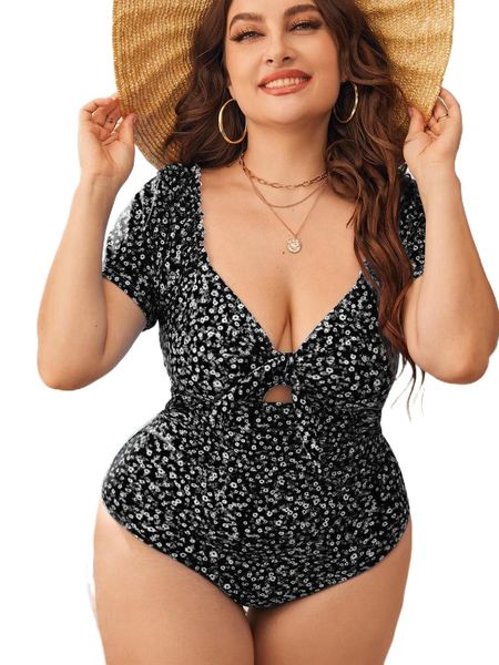 plus ditsy floral print knot front one piece swimsuit s88e#, White;black
plus ditsy floral print knot front one piece swimsuit s88e#, White;black