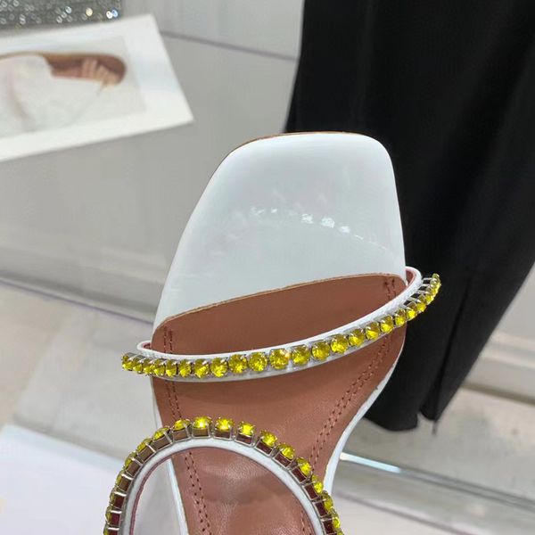 white level amina muaddi lacquer leather sandals 95mm crystal embellished strap spool heels heel for women summer luxury designers shoes iov, Black
white level amina muaddi lacquer leather sandals 95mm crystal embellished strap spool heels heel for women summer luxury designers shoes iov, Black