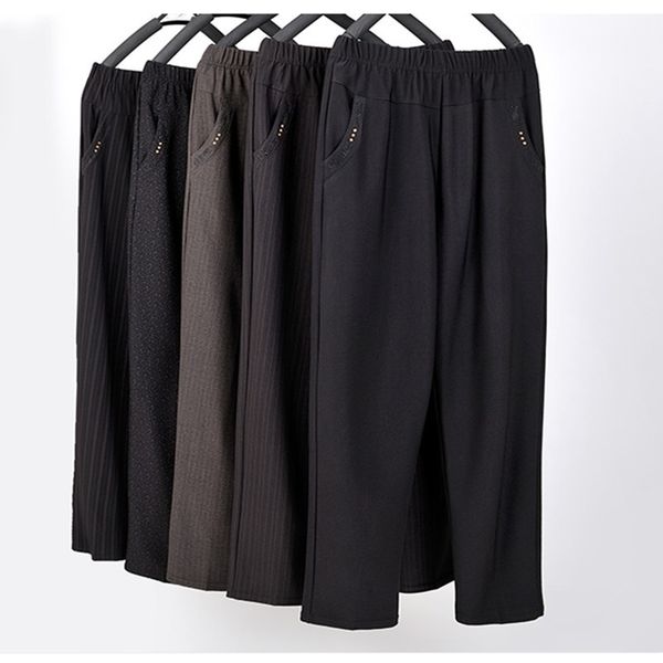 middleaged womens trousers autumn winter high elastic waist straight pants large size 4xl 5xl summer femme loose casual pants y200418, Black;white
middleaged womens trousers autumn winter high elastic waist straight pants large size 4xl 5xl summer femme loose casual pants y200418, Black;white
