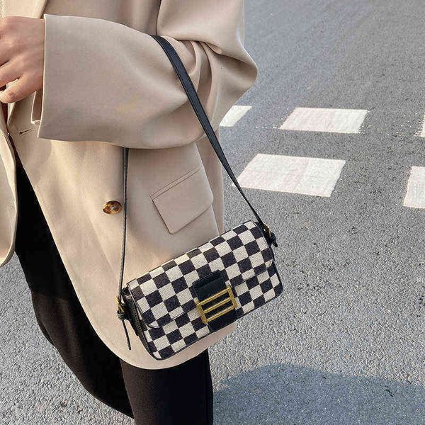 2022 women's atmospheric personality ladies bags black white female bag single shoulder bag diagonal- hand female
2022 women's atmospheric personality ladies bags black white female bag single shoulder bag diagonal- hand female