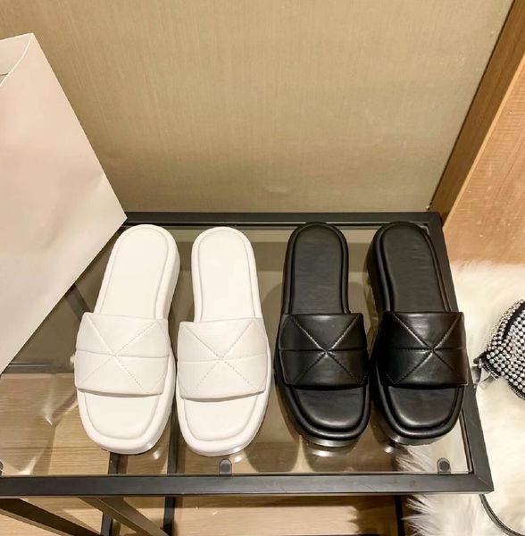 women outdoor sandbeach slipper designer simple thick-soled slippers triangle lattice sandal pu leather summer black white luxury leisure fl
women outdoor sandbeach slipper designer simple thick-soled slippers triangle lattice sandal pu leather summer black white luxury leisure fl