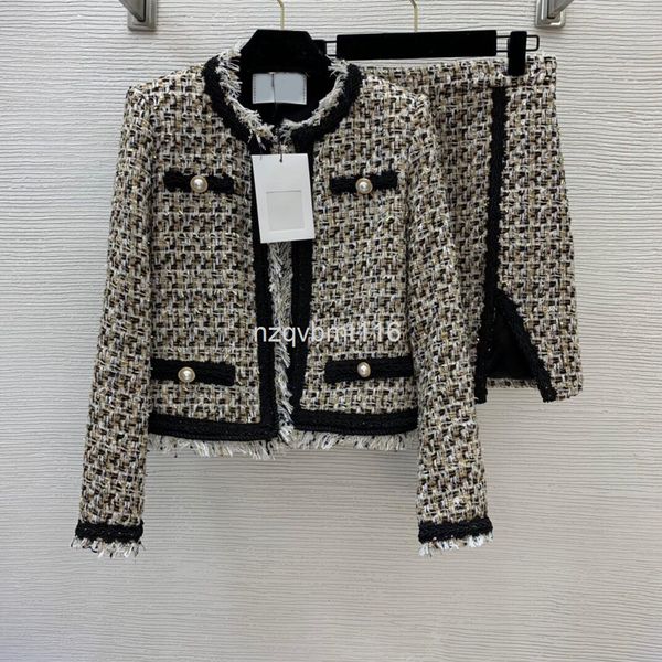 two piece dress european contrast color splicing tweed bright silk braided tassel short coat with split skirt suit, White
two piece dress european contrast color splicing tweed bright silk braided tassel short coat with split skirt suit, White