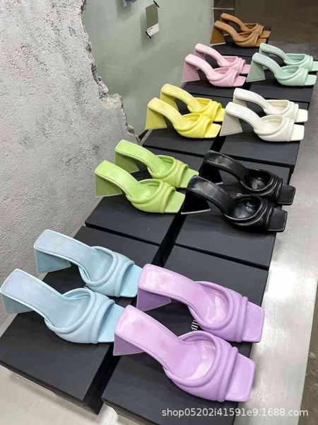 sandals cowhide ultra-high thick heel with a line outside wearing women's open toe sandals and fashionable high heels, Black
sandals cowhide ultra-high thick heel with a line outside wearing women's open toe sandals and fashionable high heels, Black