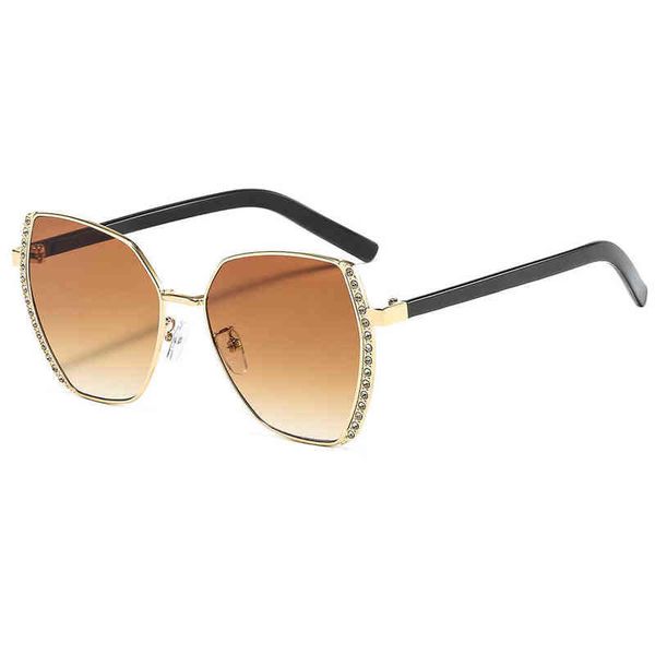 new ocean sunglasses diamond inlaid elegant women's street metal brand designer luxury fashion sun glasses, White;black
new ocean sunglasses diamond inlaid elegant women's street metal brand designer luxury fashion sun glasses, White;black