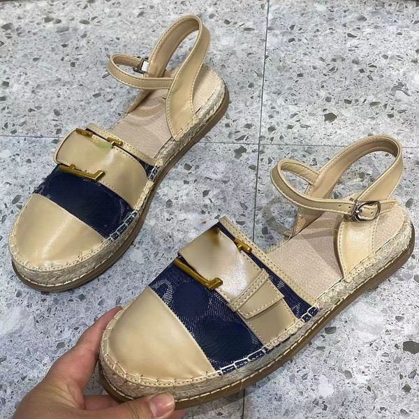 2022 new baotou women's sandals op72 fashion thick heel versatile empty square patent leather high appearance level english style loafe, Black