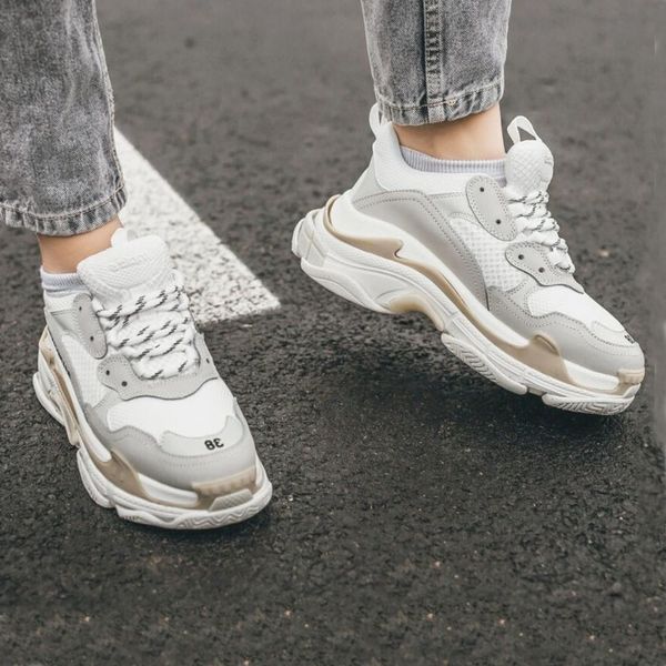 fashion men women casual shoes triple s clear sole platform sneaker old dad large increasing sneakers black pink red neon green crystal desi
fashion men women casual shoes triple s clear sole platform sneaker old dad large increasing sneakers black pink red neon green crystal desi