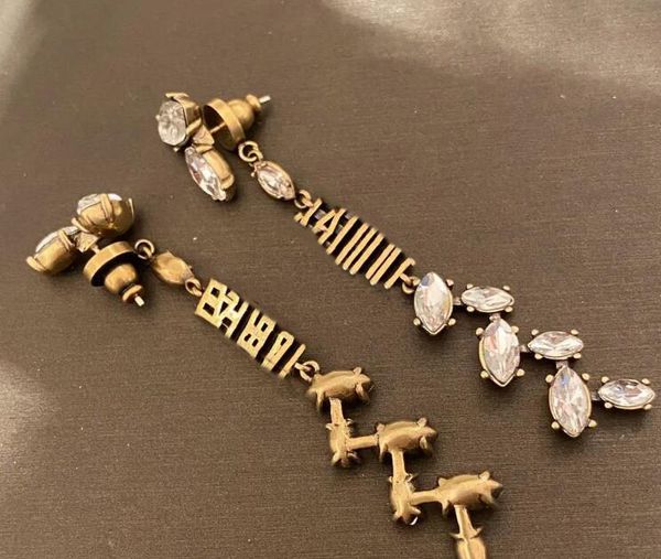 charm earrings luxury jewelry designer original packagingor letter djia italian heart set diamond brass tassel long earrings, Golden
charm earrings luxury jewelry designer original packagingor letter djia italian heart set diamond brass tassel long earrings, Golden