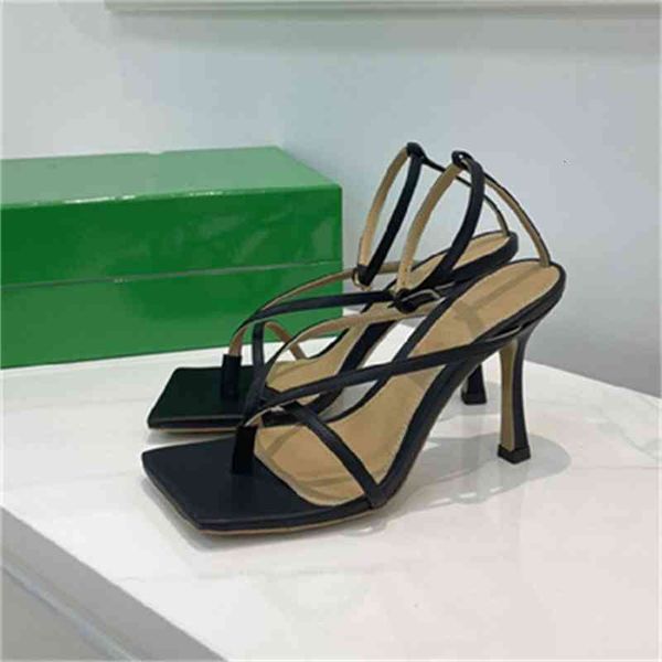 dress shoes new female sandals desginer woman spring summer shoes high heels lady girl fashion sign brand 41 42, Black
dress shoes new female sandals desginer woman spring summer shoes high heels lady girl fashion sign brand 41 42, Black